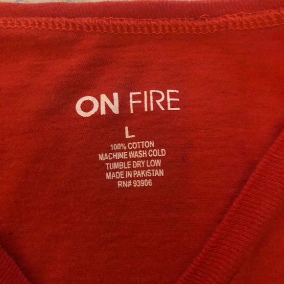 shirt - Picture 2 of 2